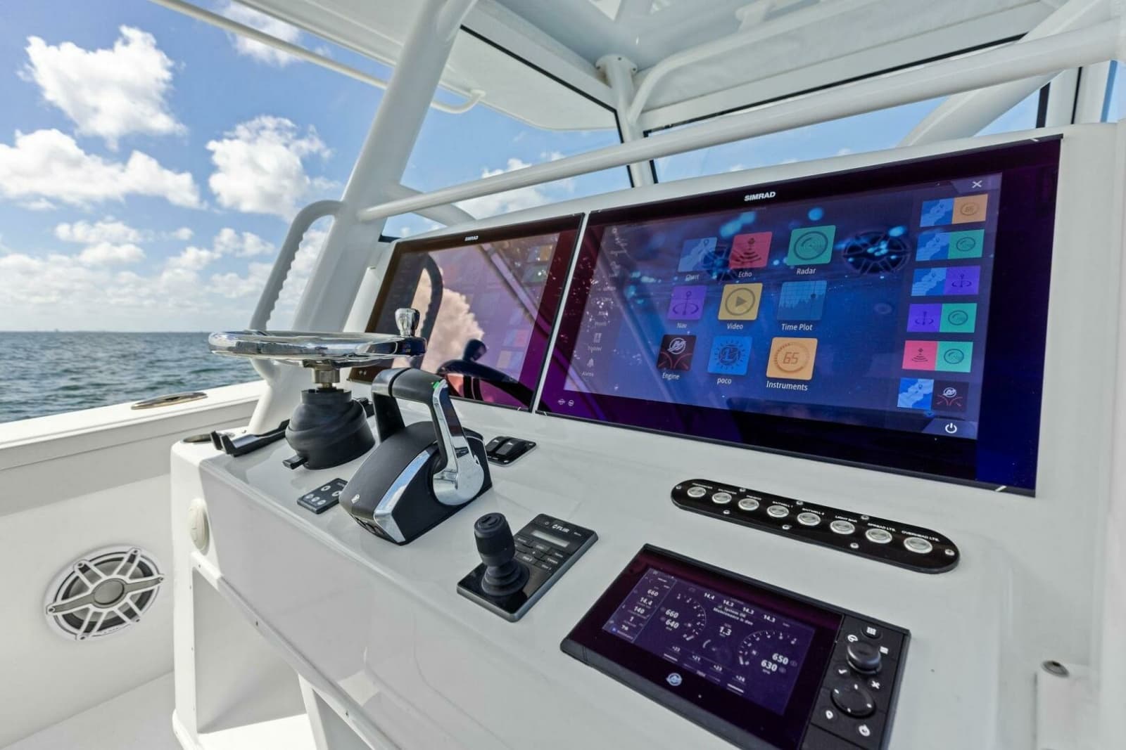 2024 Yellowfin 42 Offshore - Photo 12