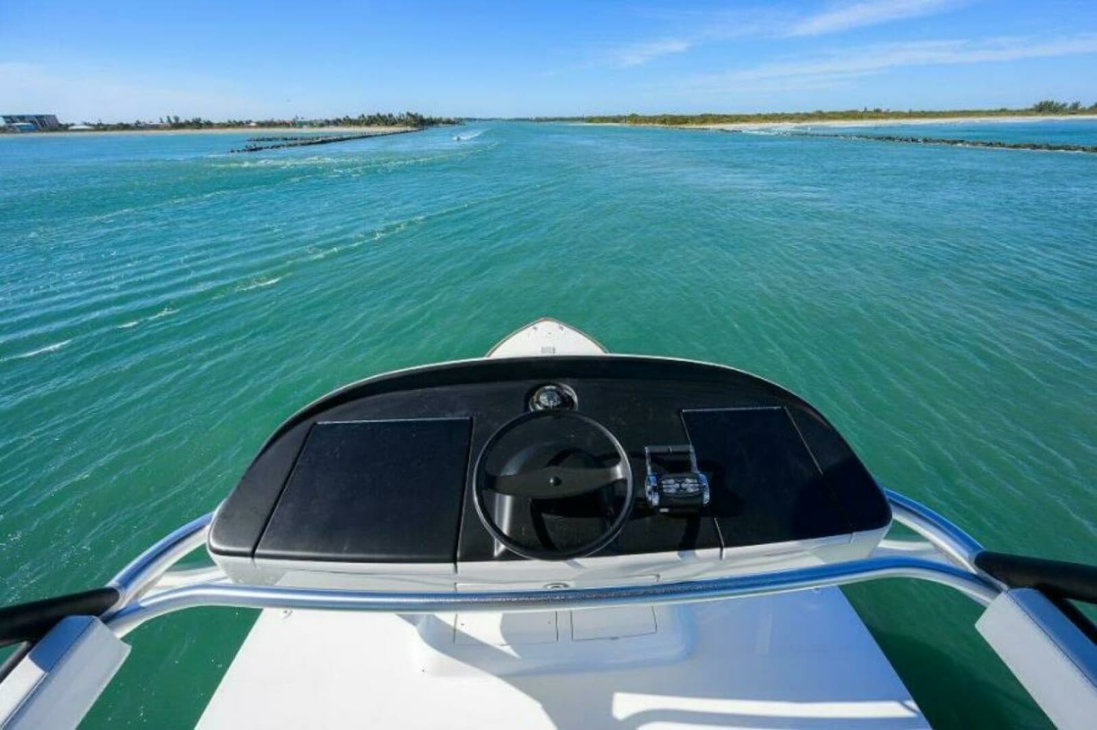 2020 Viking 72 Convertible - Photo 41