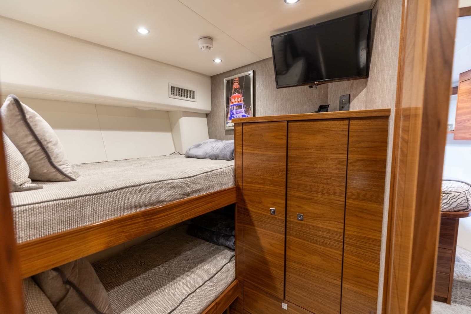 2023 Viking 72 Convertible - Photo 54