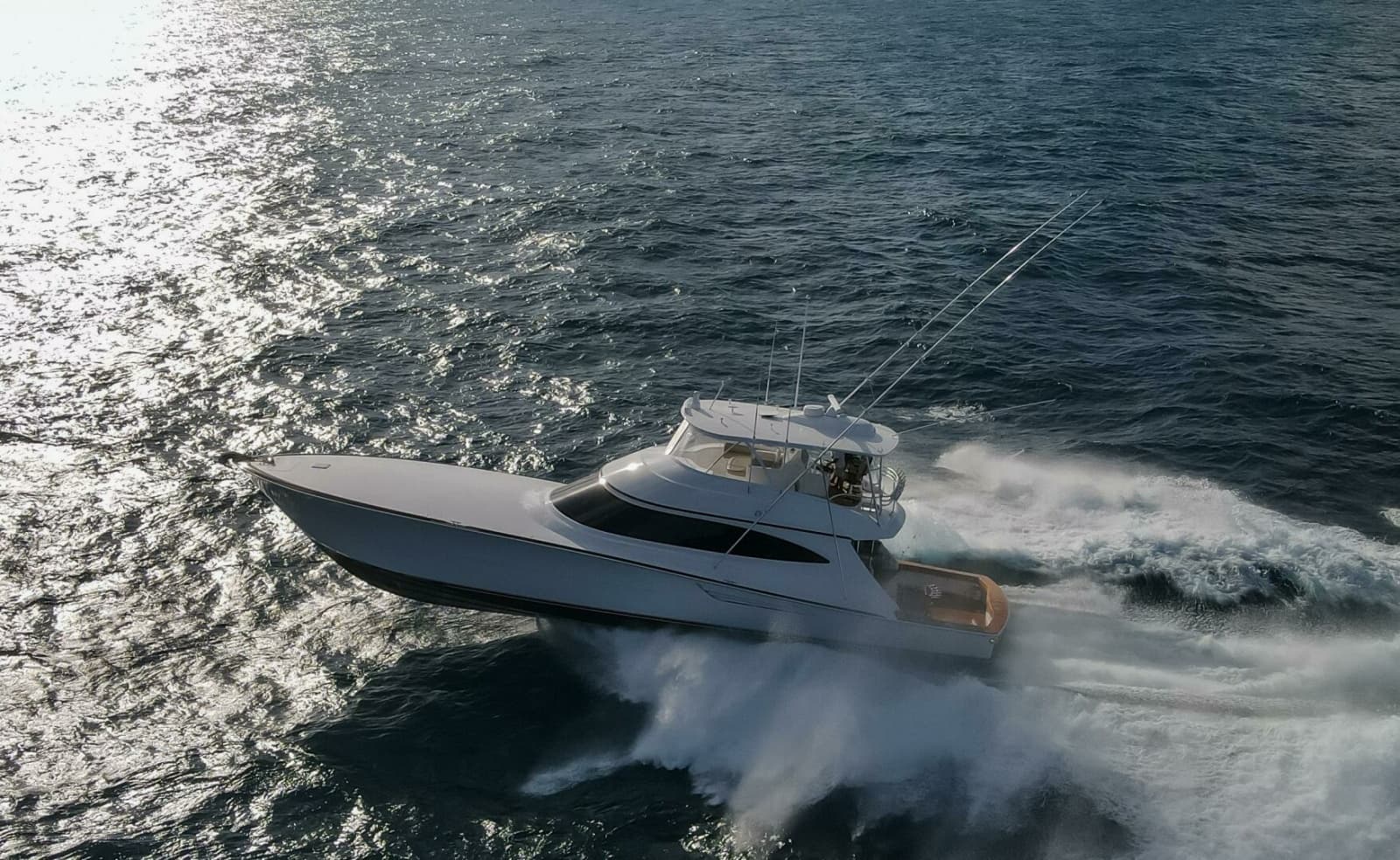 2025 Viking 82 Convertible - Photo 83