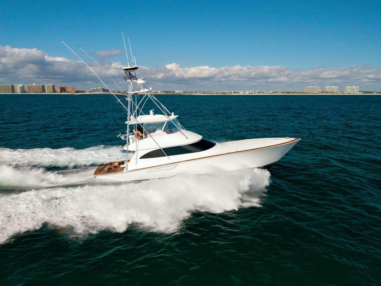 2020 Viking 62 Convertible - Photo 55