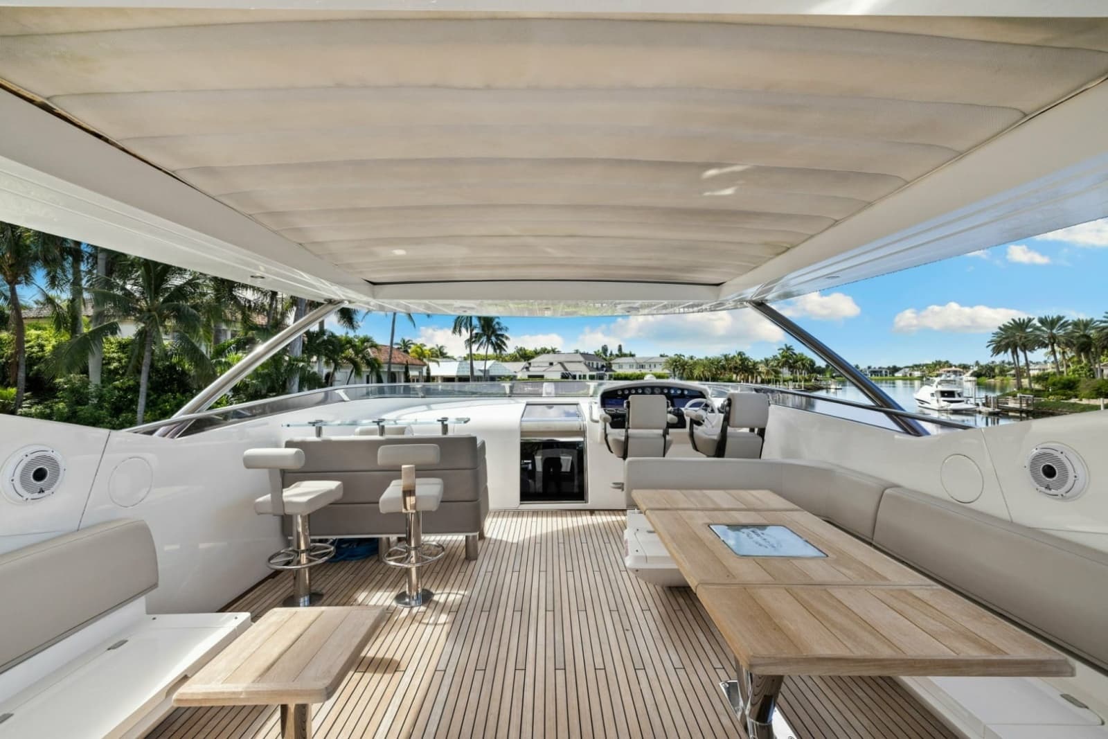 2018 Sunseeker 95 Motoryacht - Photo 42