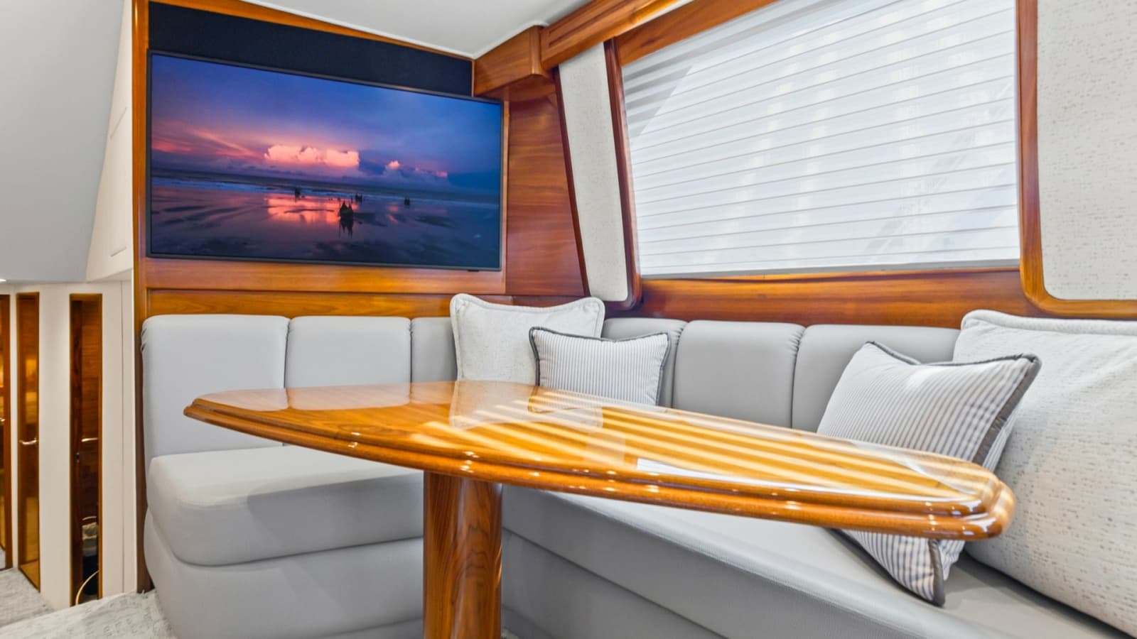 2024 Viking 54 Convertible - Photo 6
