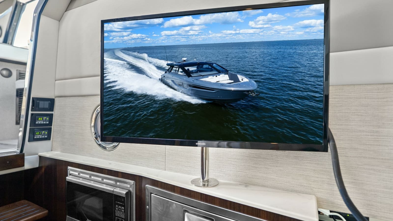 2023 Cruisers Yachts 42 GLS - Photo 24