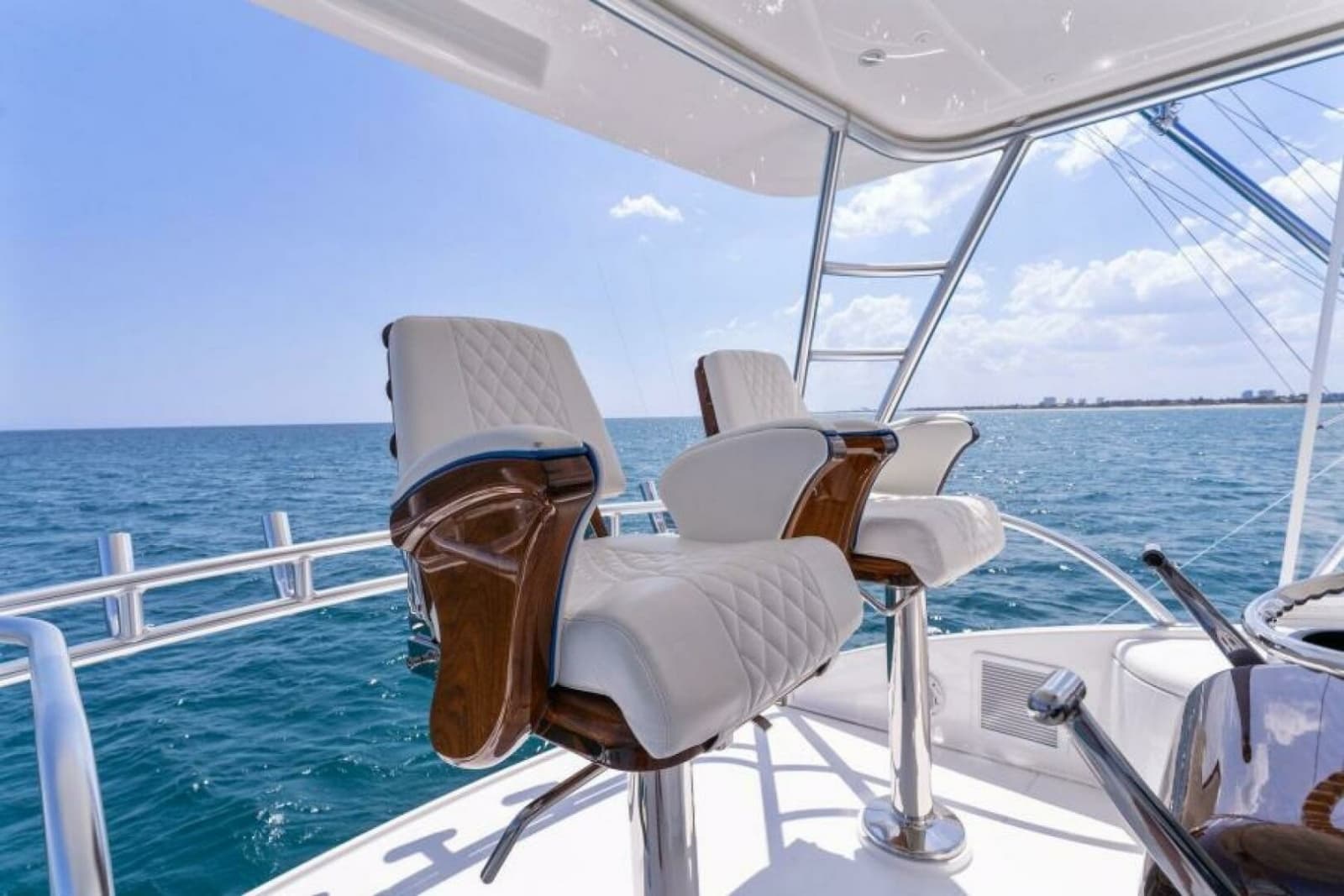2021 Viking 54 Convertible - Photo 56