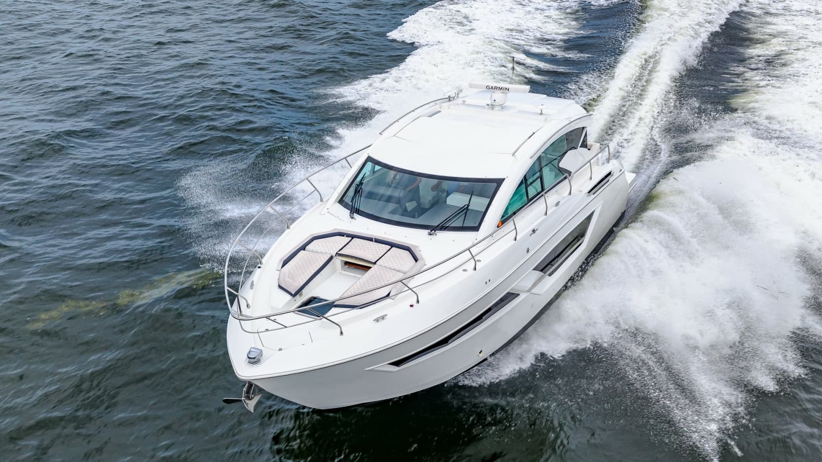 2019 Cruisers Yachts Cantius 46 - Photo 99