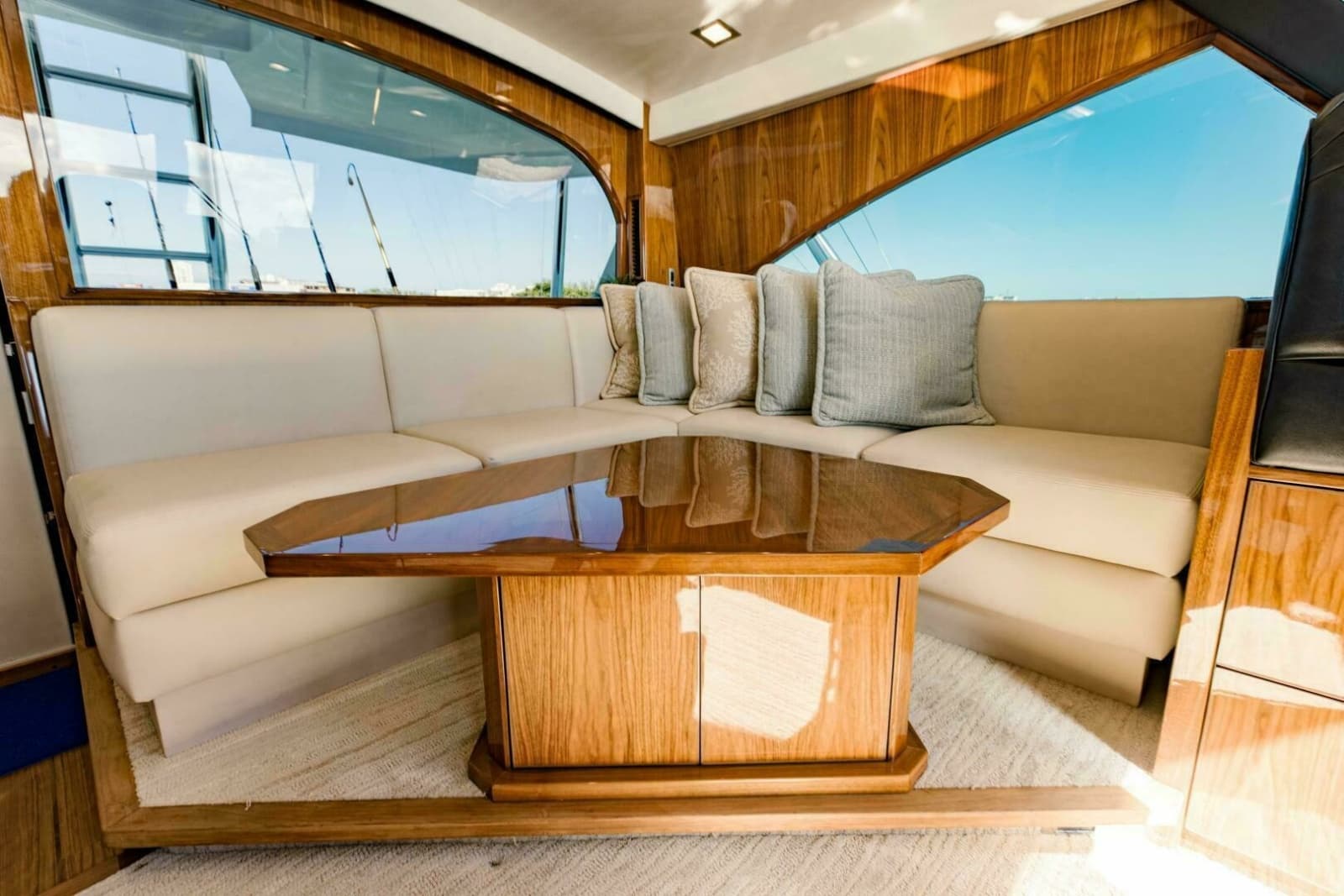 2020 Viking 72 Enclosed Bridge - Photo 49