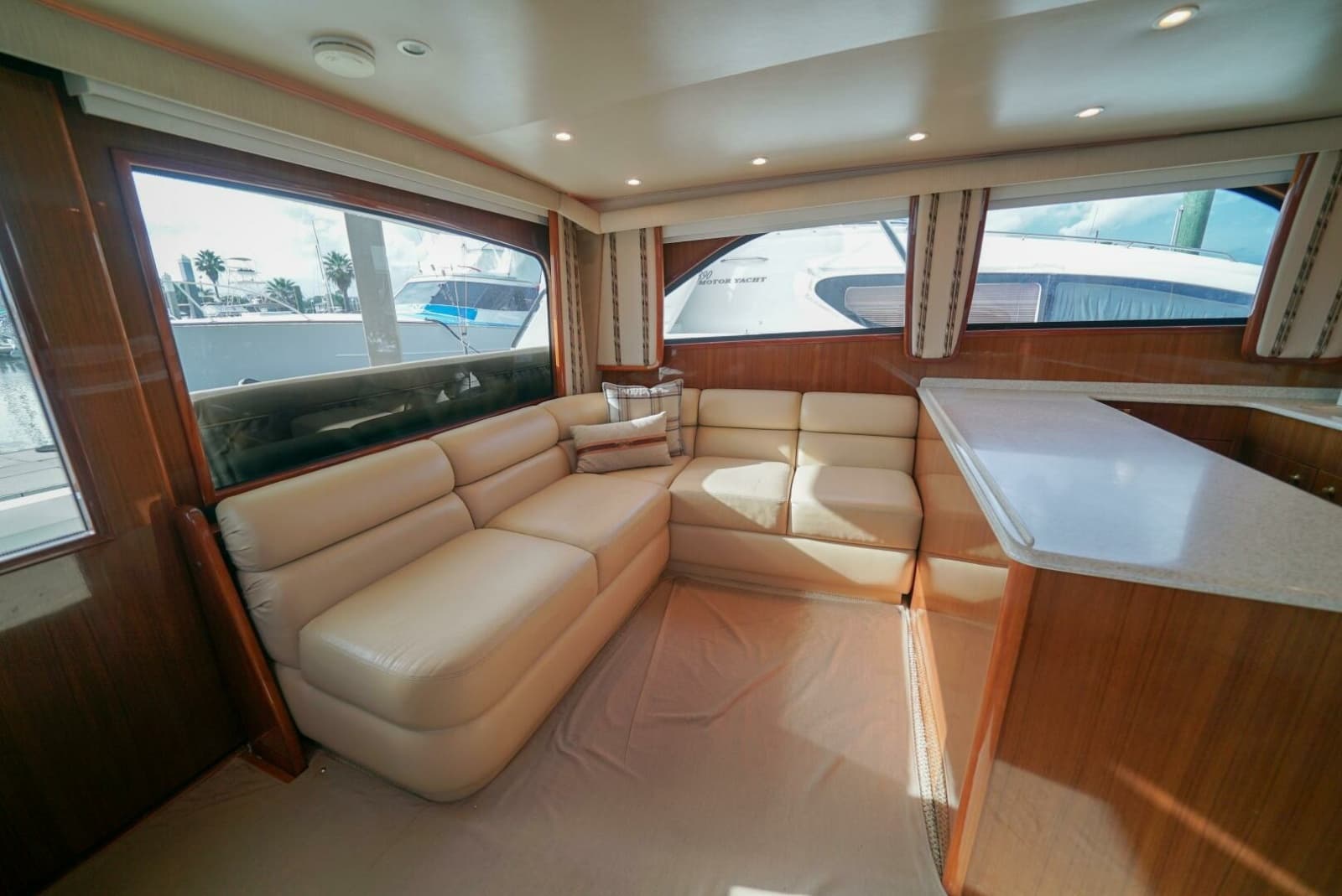 2007 Viking 45 Convertible - Photo 3