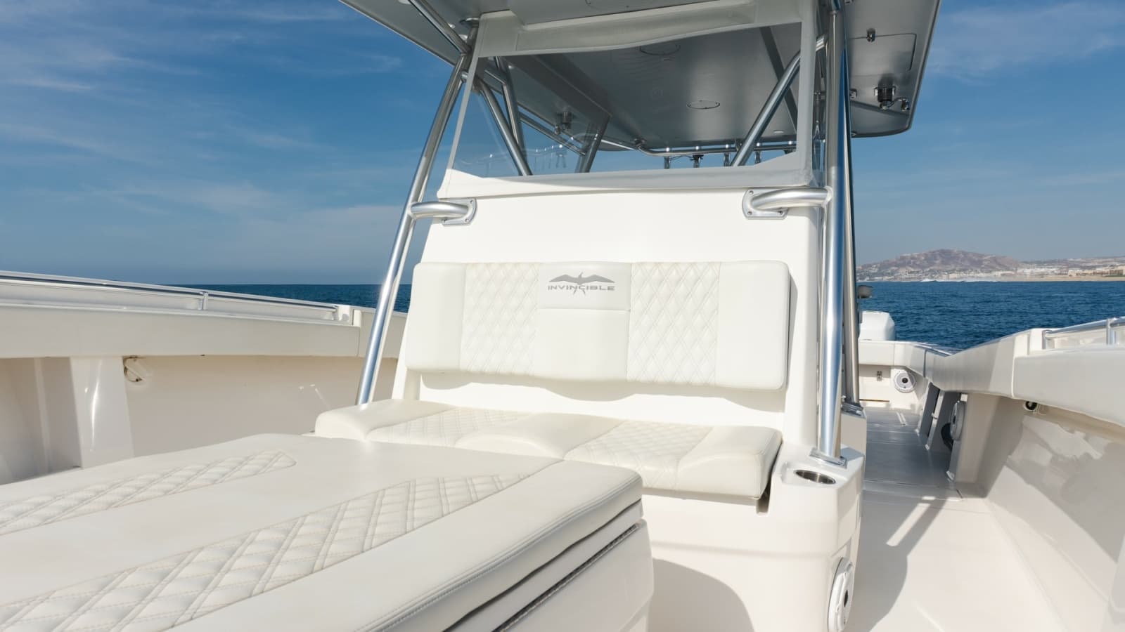 2021 Invincible 42 Center Console - Photo 6