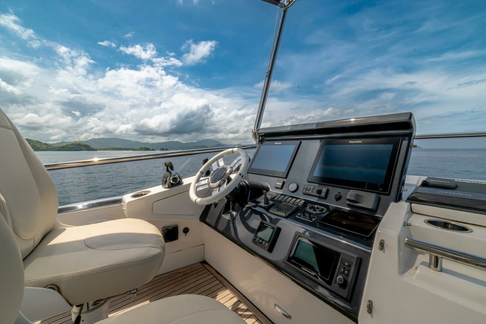 2017 Azimut 77S - Photo 4