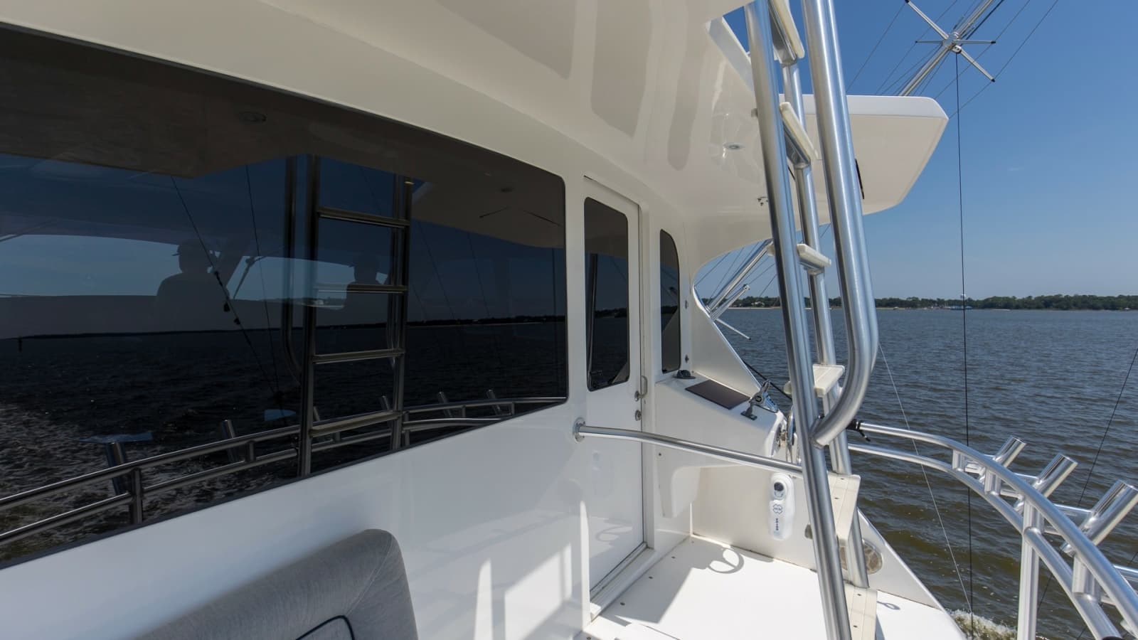 2007 Viking 64 Enclosed Bridge - Photo 36