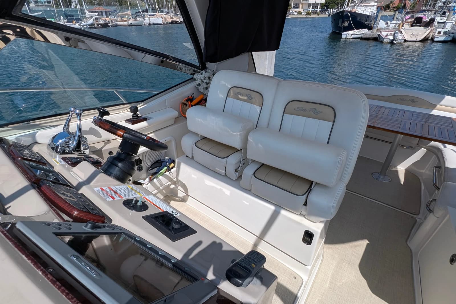 2009 Sea Ray 350 Sundancer - Photo 13