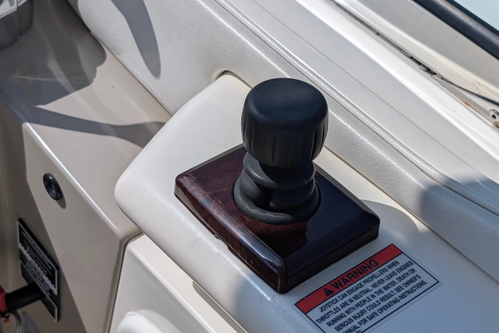 2009 Sea Ray 350 Sundancer - Photo 19