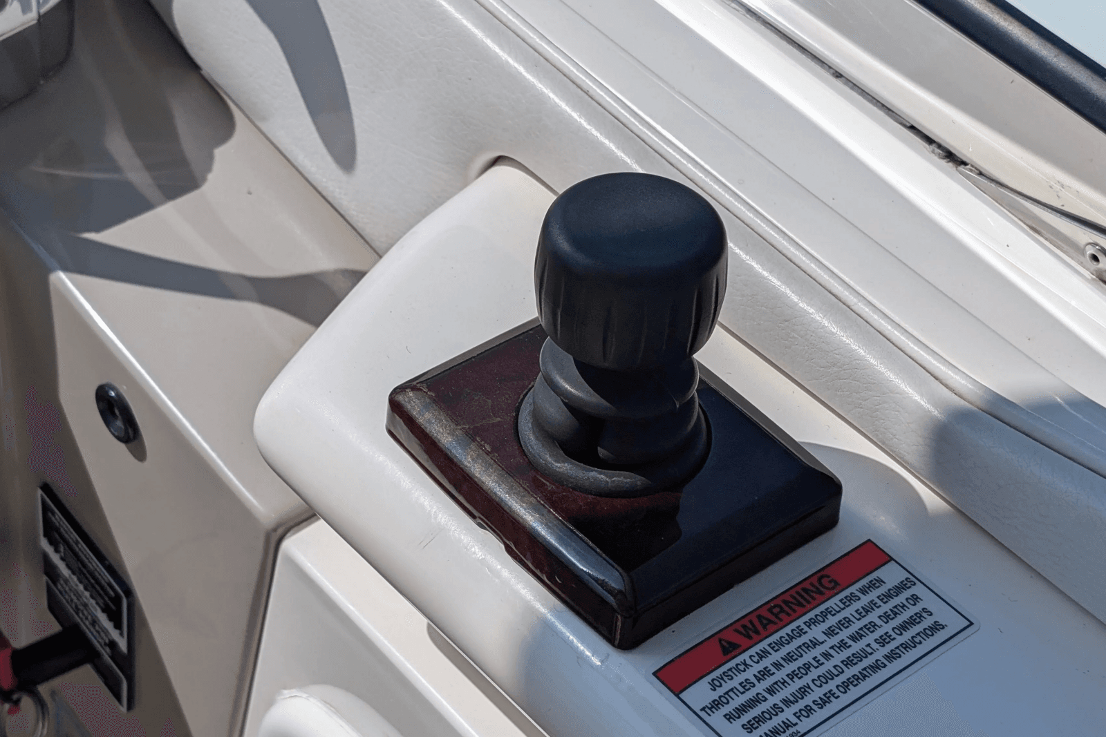 2009 Sea Ray 350 Sundancer - Photo 19