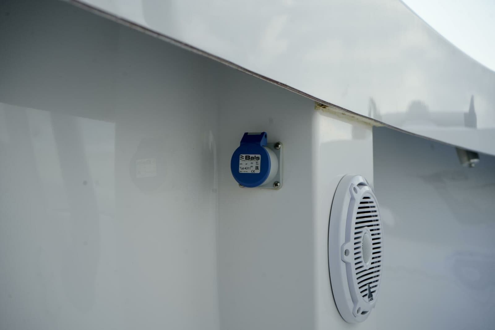2024 Reef Runner Center Console - Photo 27