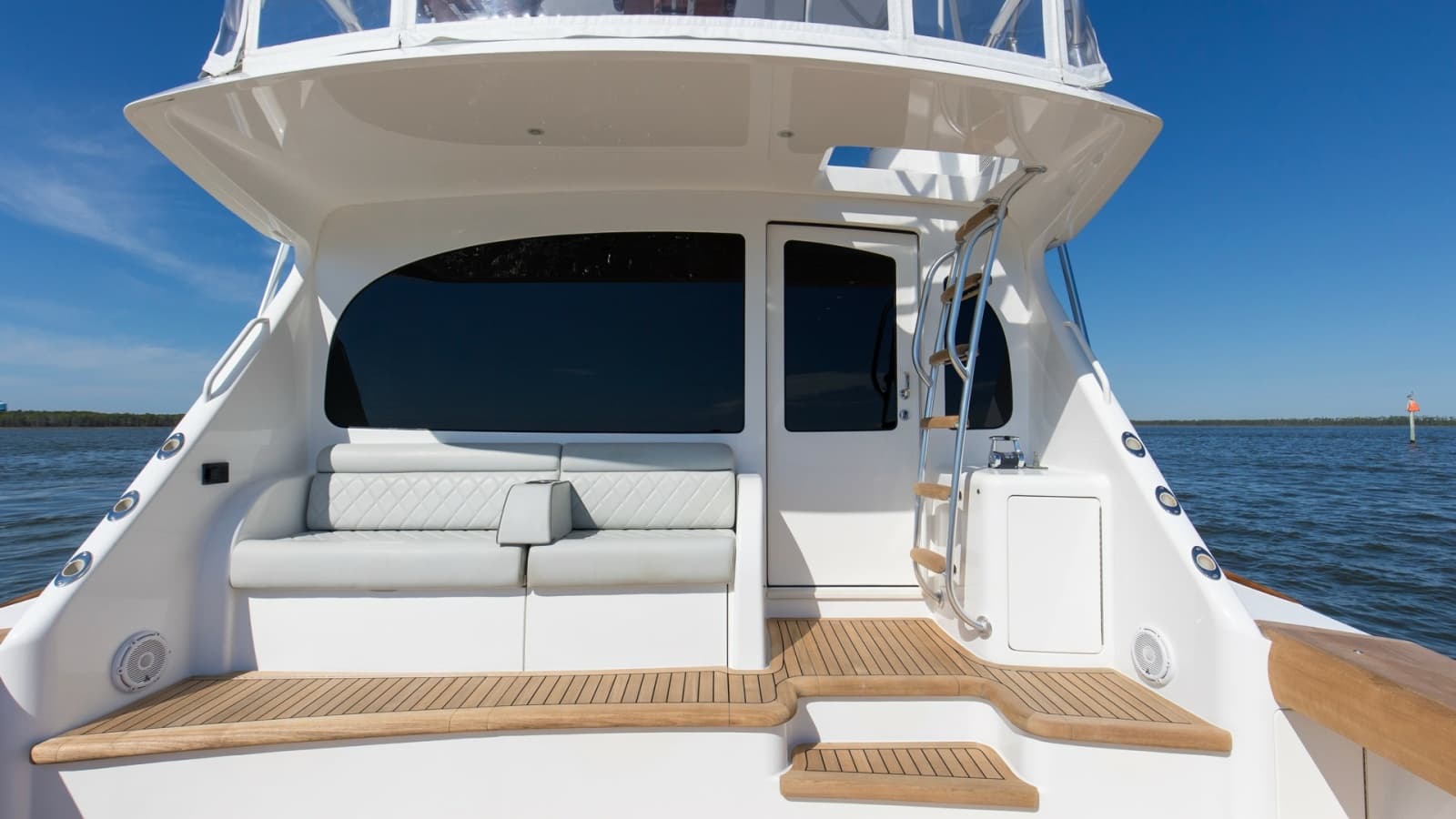 2024 Viking 54 Convertible - Photo 30