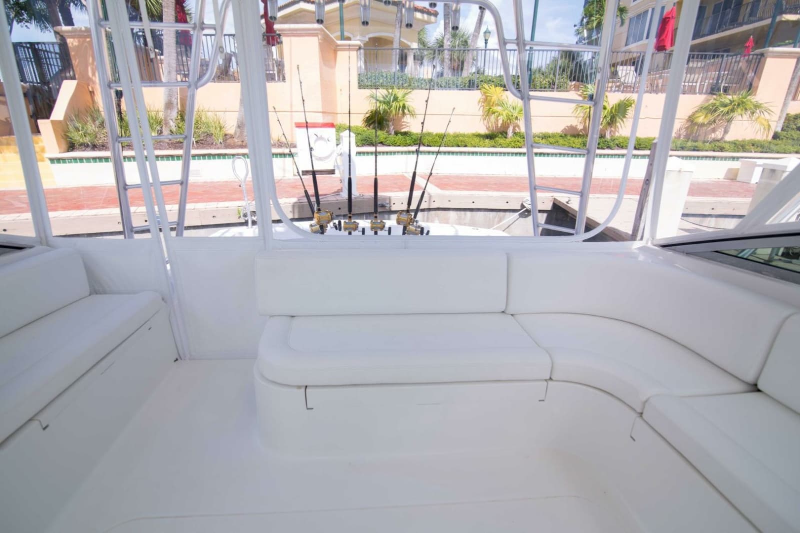 2001 Viking 50 Express - Photo 38