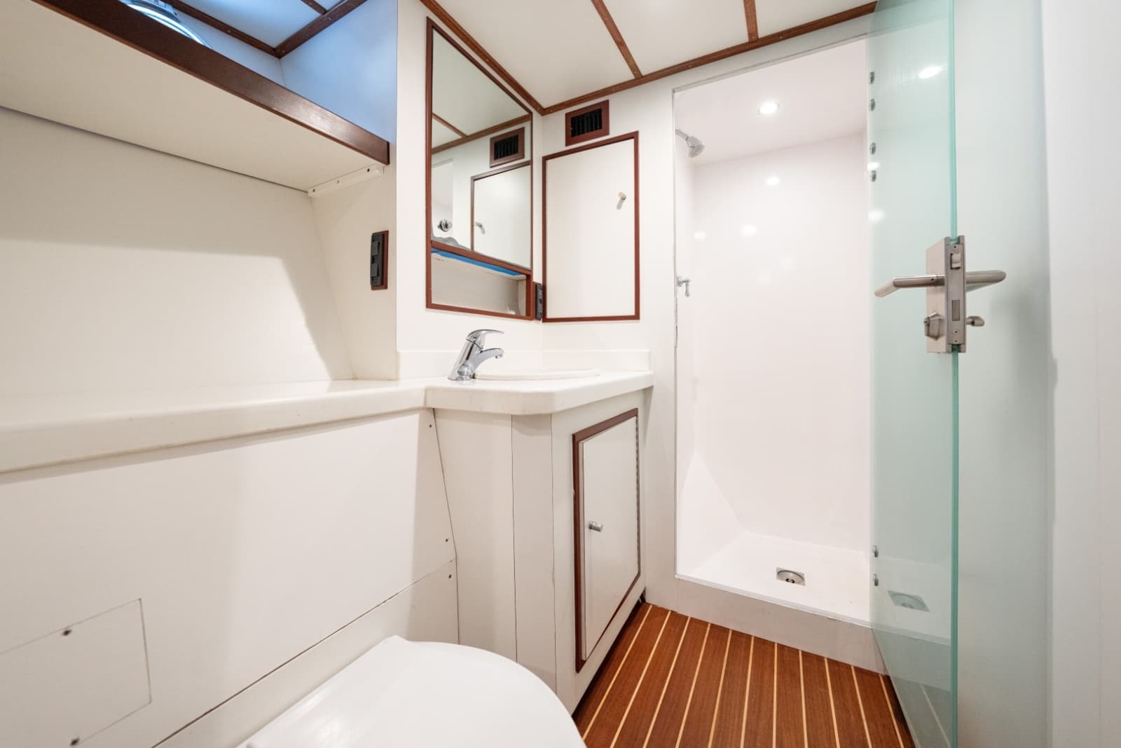1971 Feadship 101 - Photo 47