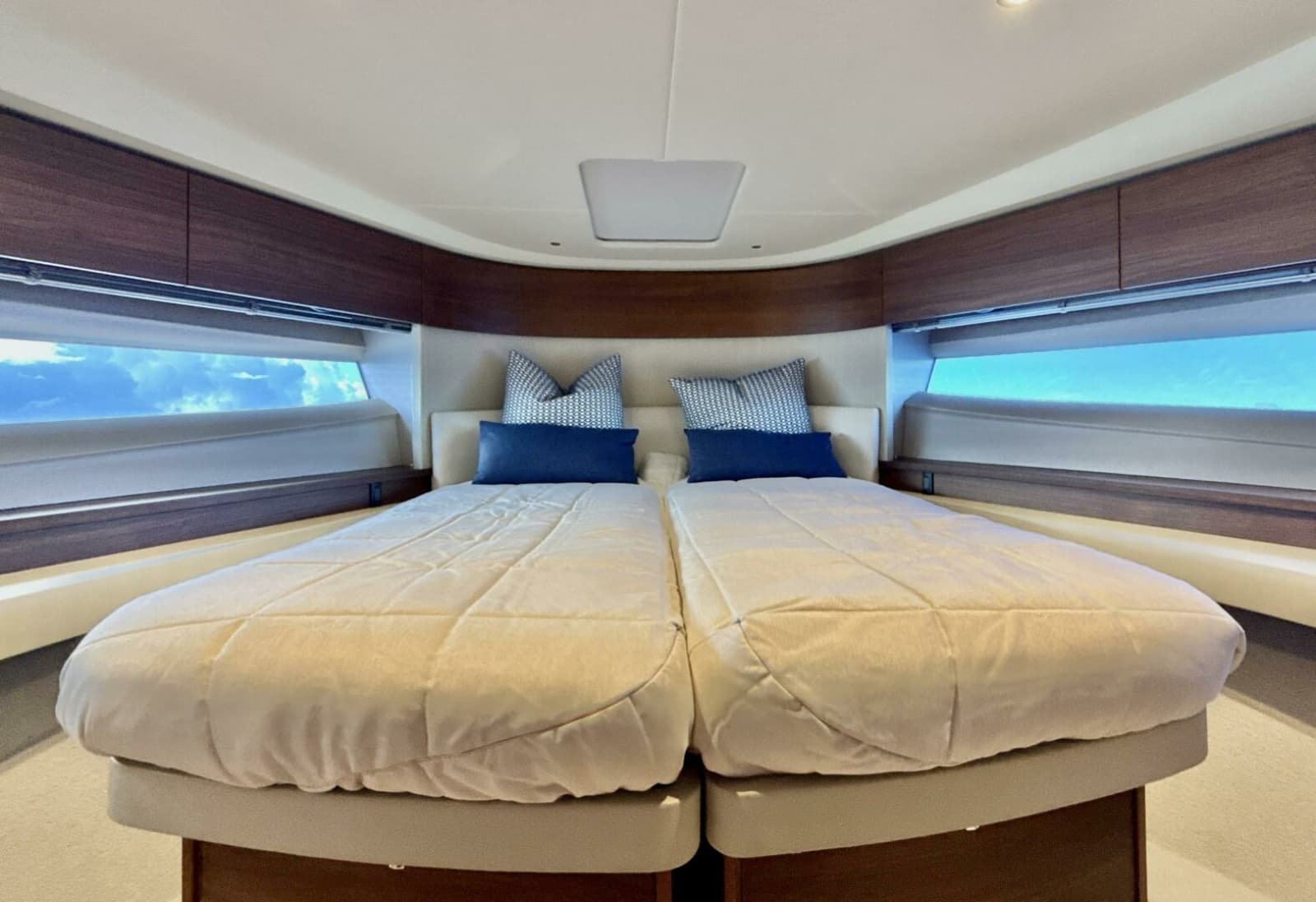 2026 Princess F50 - Photo 31