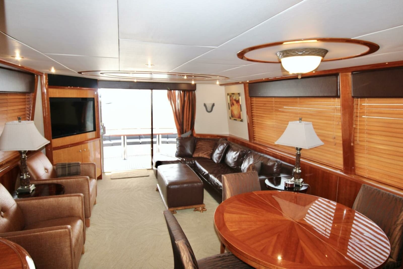 2007 Lazzara Yachts 74 Motor Yacht - Photo 7