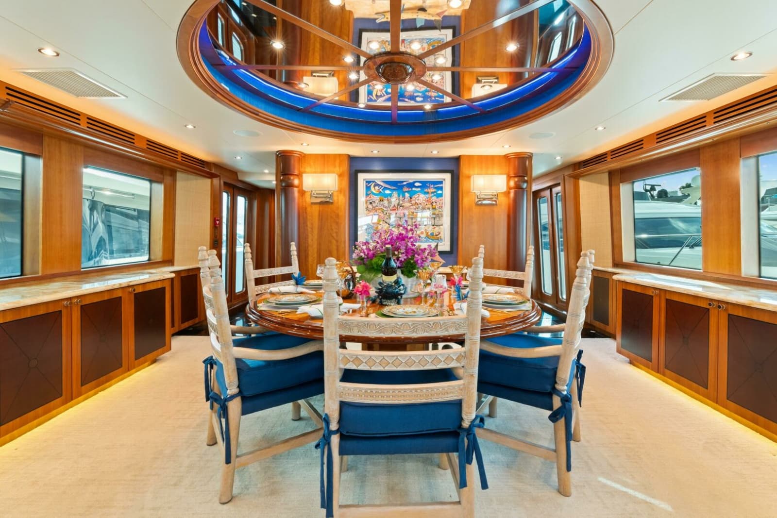 2005 Hatteras 100 Motor Yacht - Photo 21