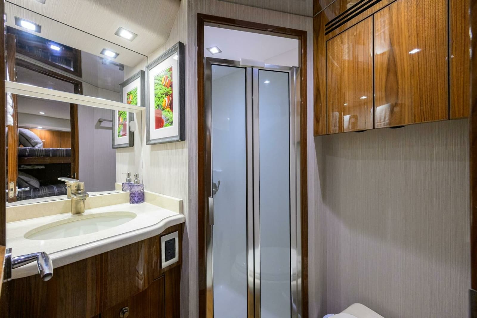 2021 Viking 72 Convertible - Photo 25