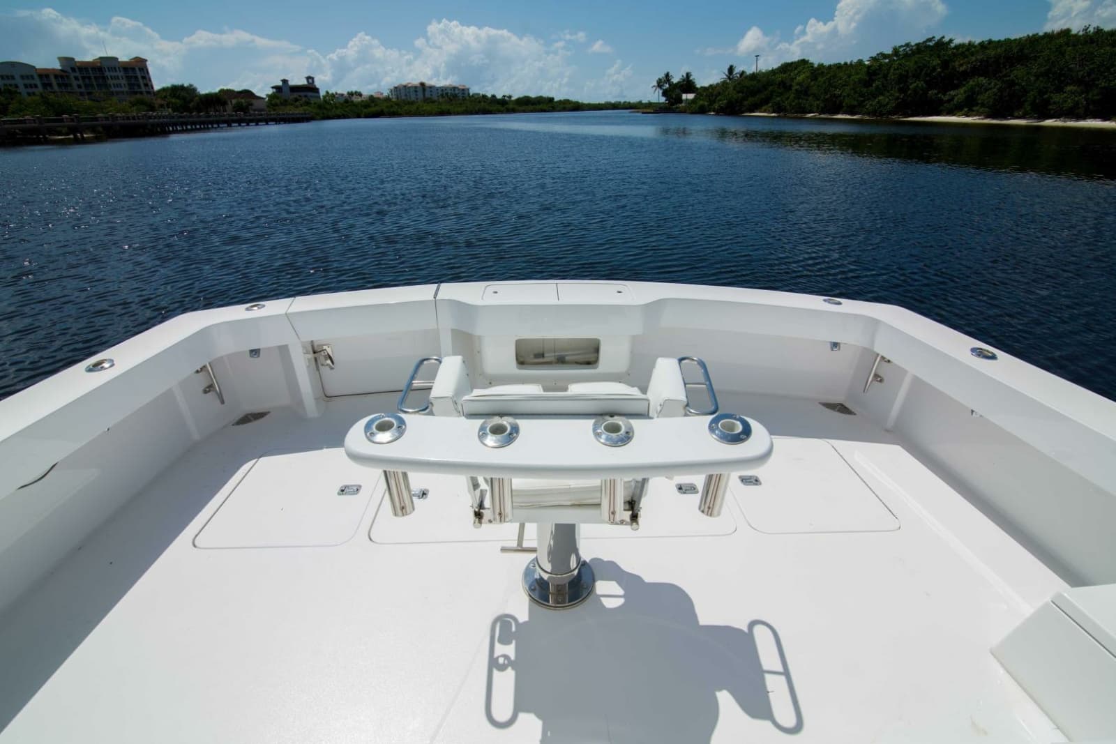 2001 Viking 50 Express - Photo 45