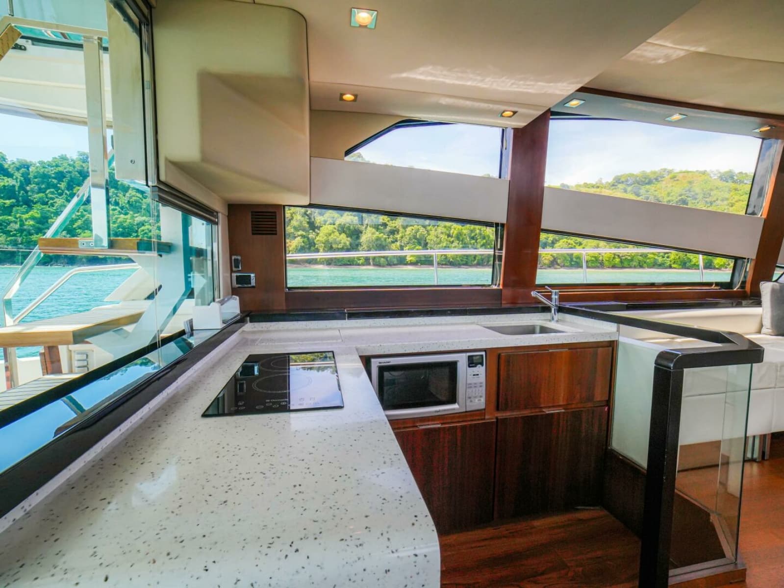 2014 Fairline 50 - Photo 28