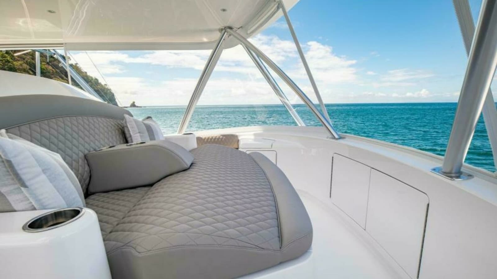 2023 Viking 64 Convertible - Photo 46