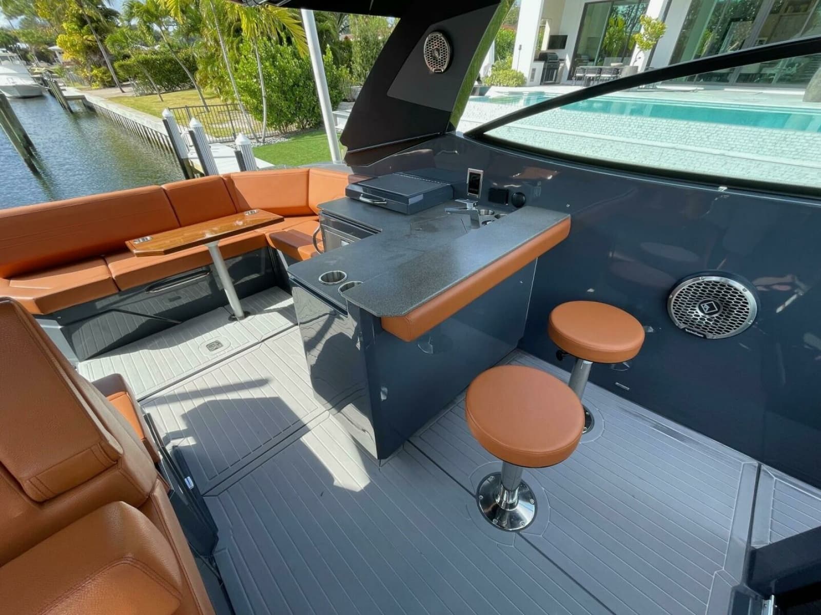 2023 Cruisers Yachts 38 GLS - Photo 39