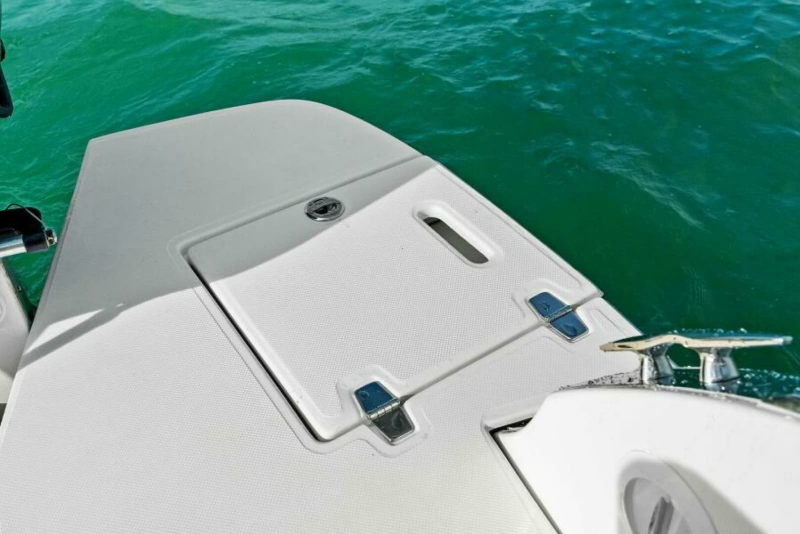 2023 Regal 29 OBX - Photo 12
