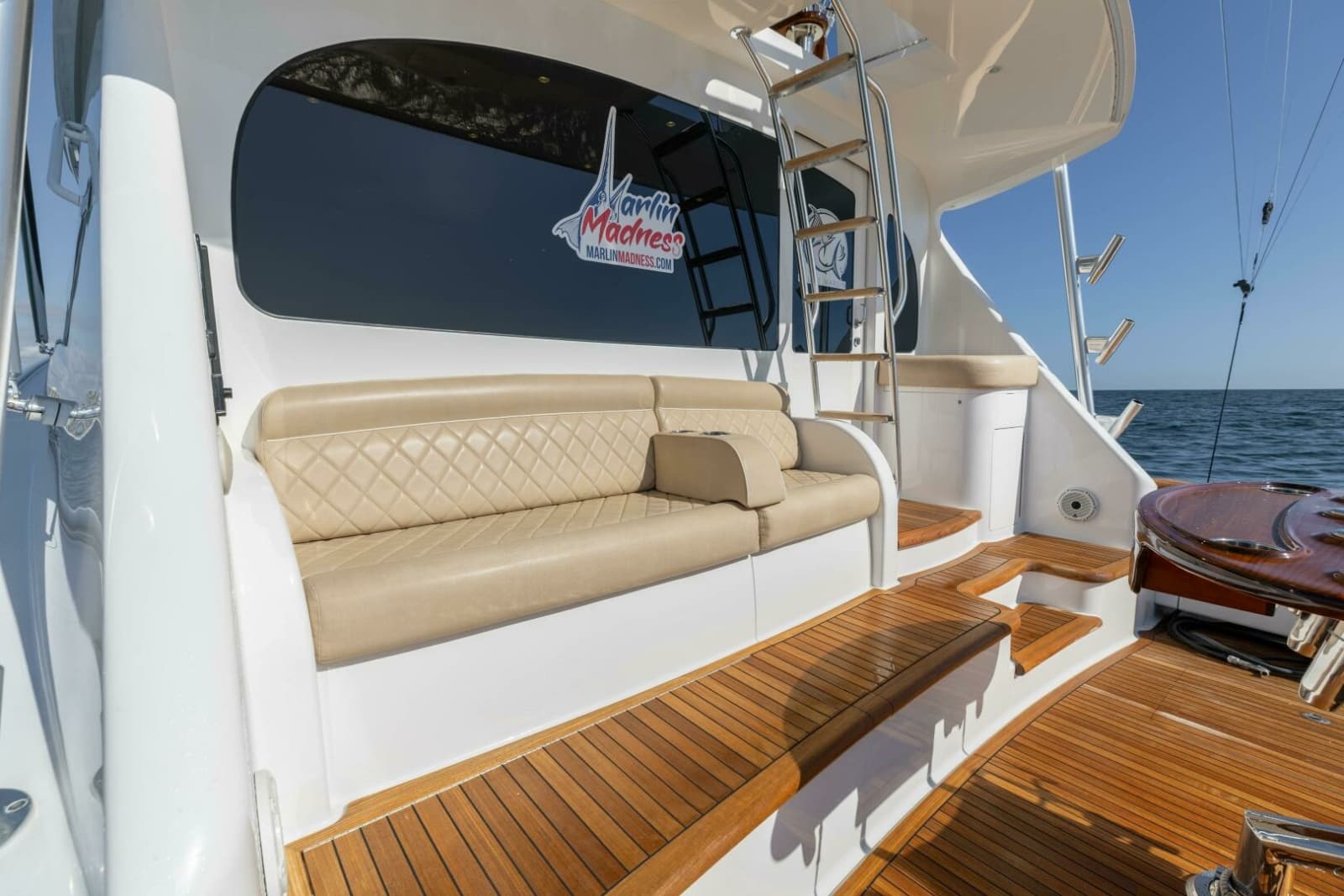 2020 Viking 62 Convertible - Photo 30