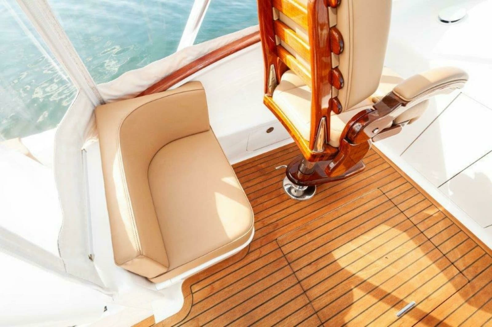 2024 Maverick Yachts Costa Rica 36 Walk Around - Photo 24