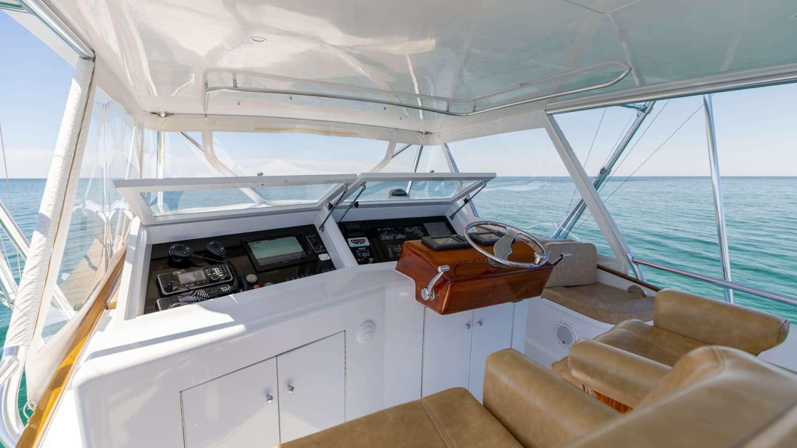 2006 Blackwell 65 Convertible - Photo 27