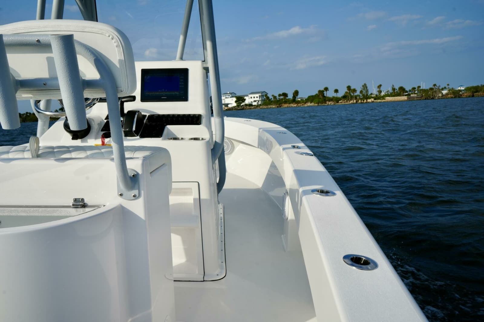 2024 Reef Runner Center Console - Photo 7