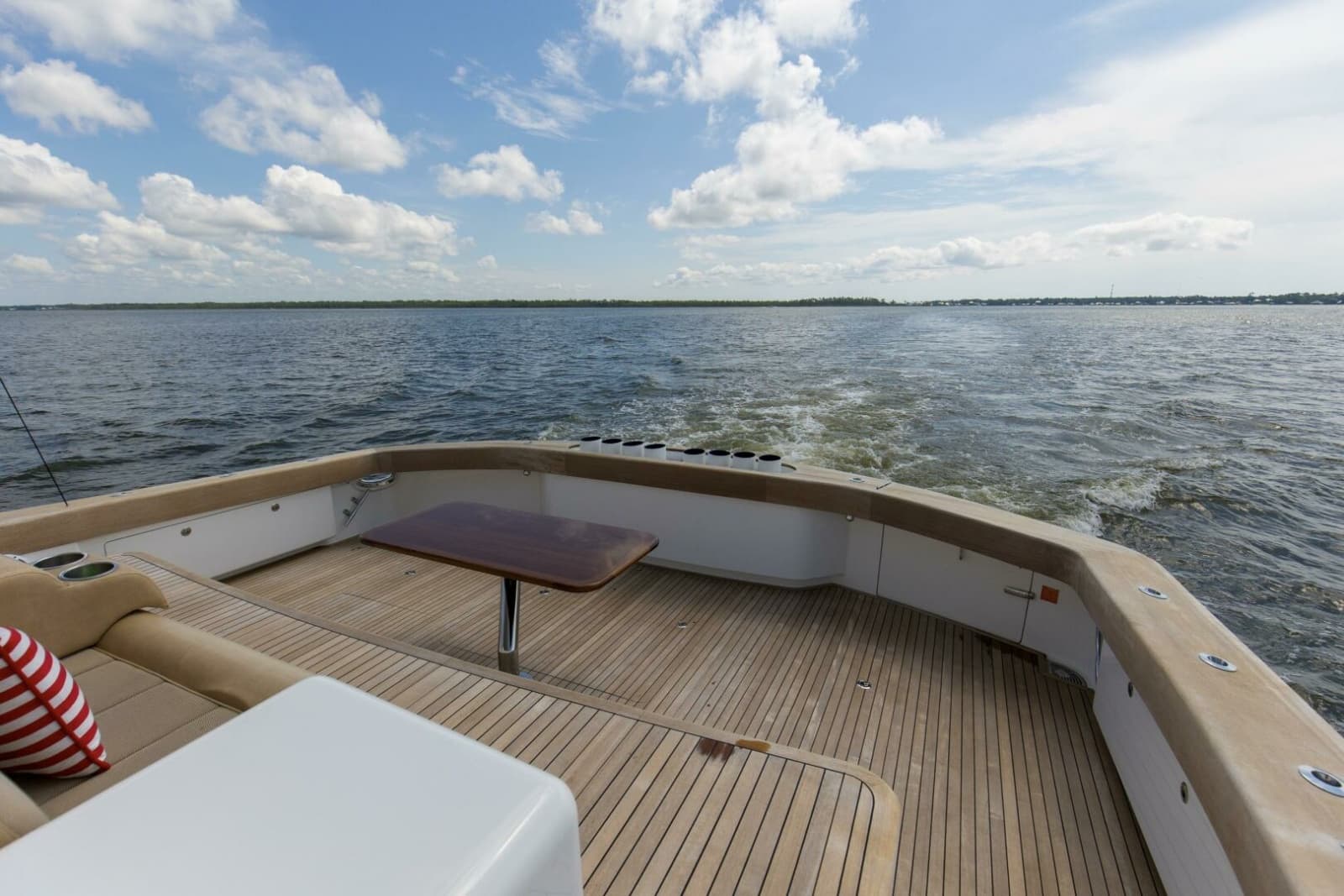2016 Viking 92 Enclosed Bridge - Photo 61