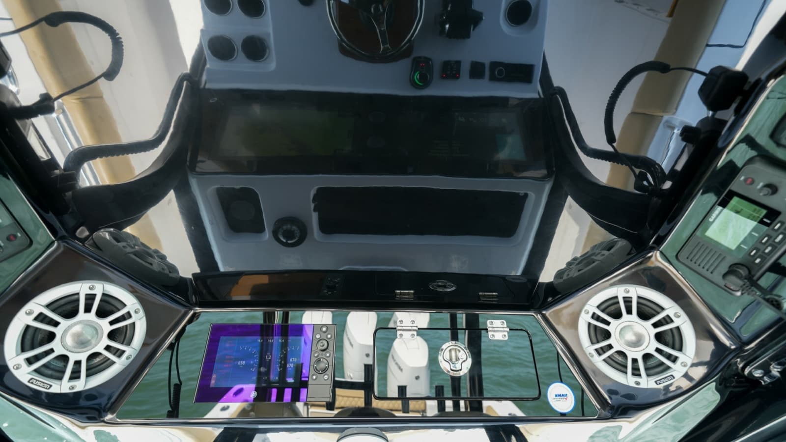 2024 Sportsman 352 Center Console - Photo 6
