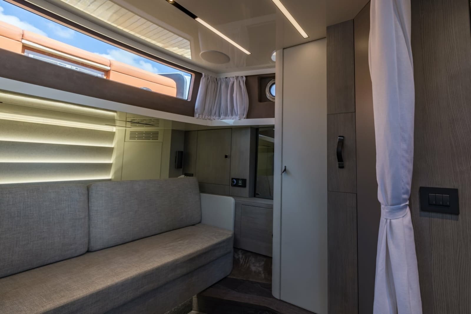 2022 Cranchi A46 Luxury Tender - Photo 61