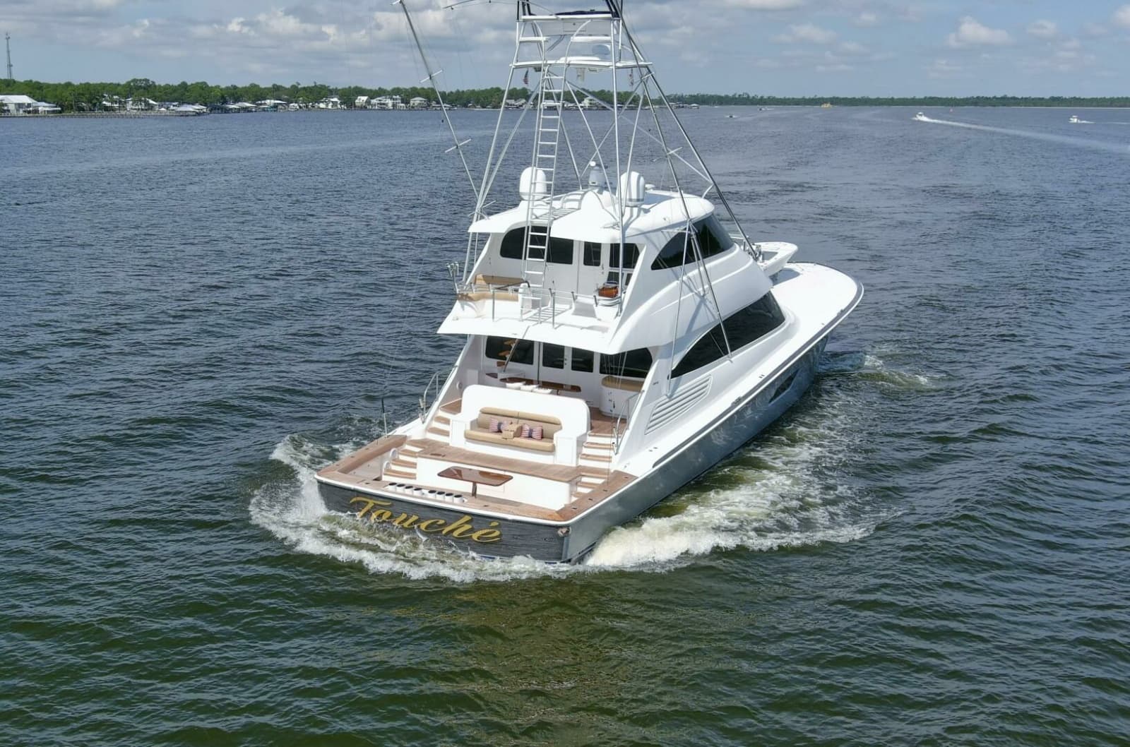 2016 Viking 92 Enclosed Bridge - Photo 81