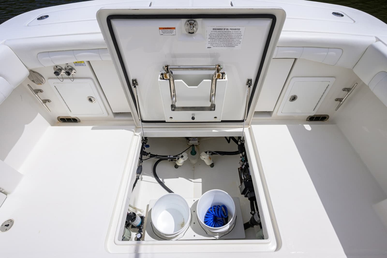 2019 Regulator 31 Center Console - Photo 48