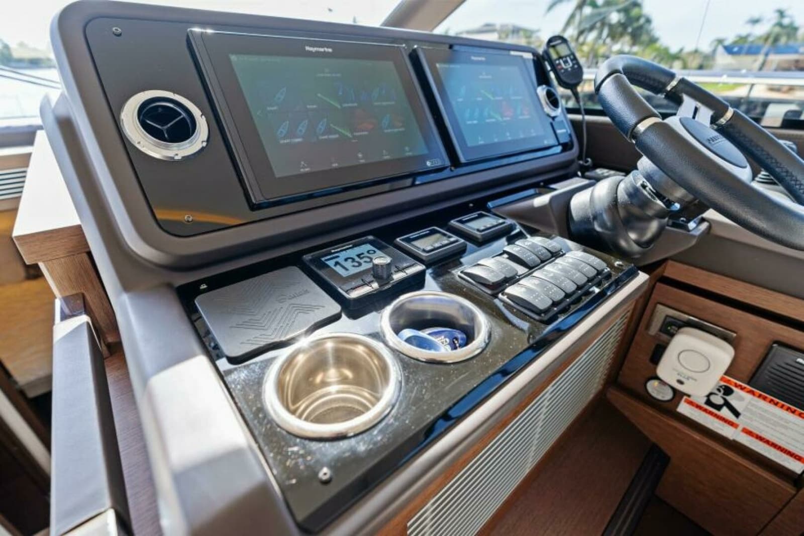 2020 Prestige 520 Flybridge - Photo 20