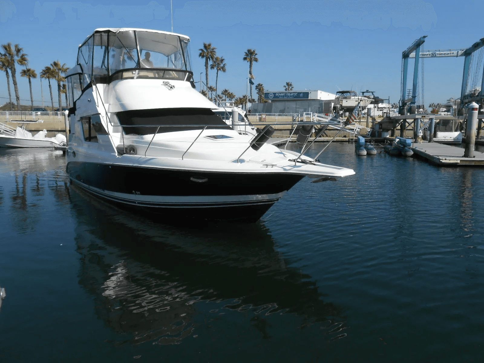 1999 Silverton 352 MY - Photo 2