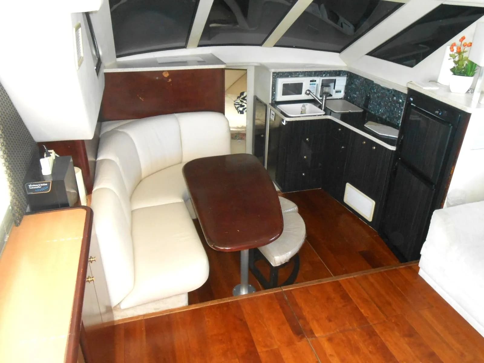 1999 Silverton 352 MY - Photo 8