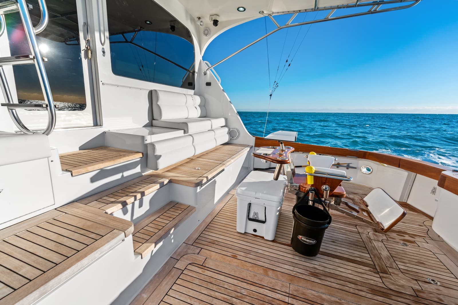 2011 Hatteras Enclosed Bridge - Photo 7