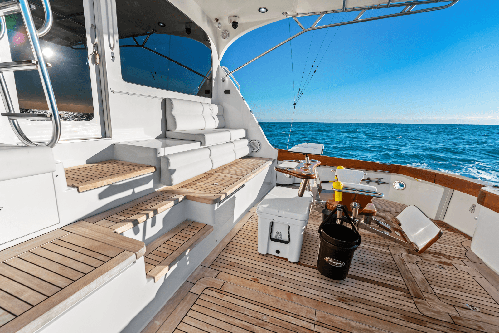 2011 Hatteras Enclosed Bridge - Photo 7