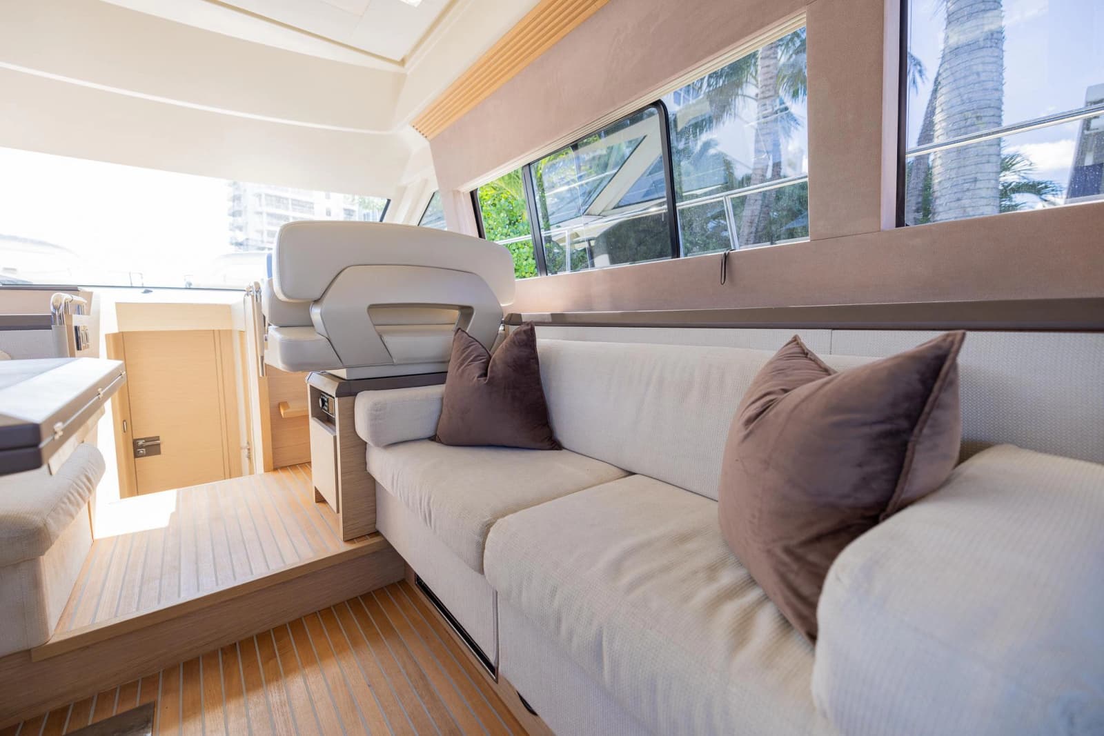2016 Beneteau Monte Carlo 5 - Photo 19