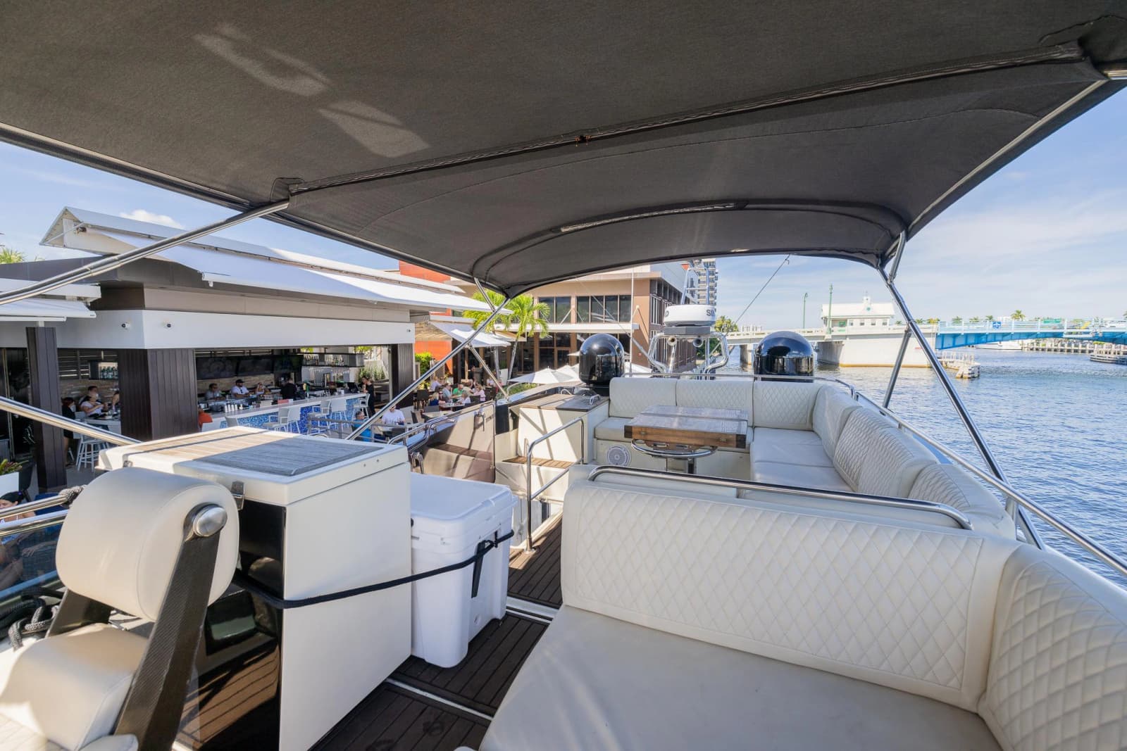 2016 Beneteau Monte Carlo 5 - Photo 11
