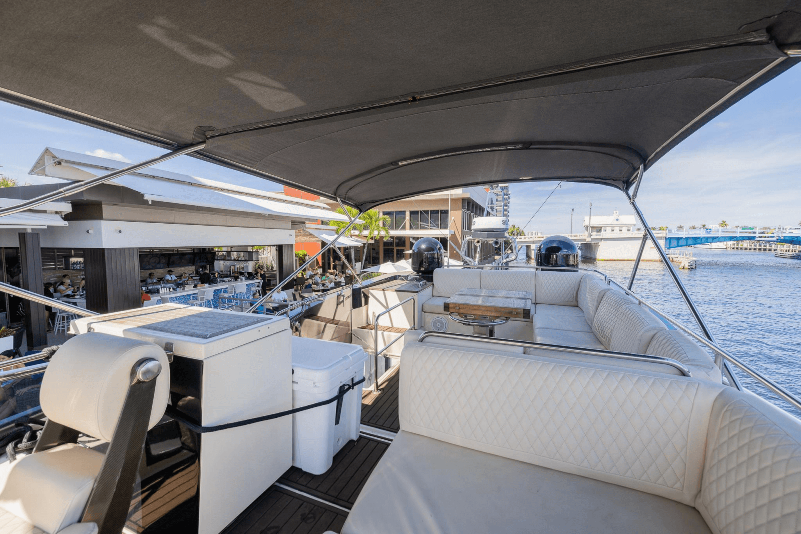 2016 Beneteau Monte Carlo 5 - Photo 11