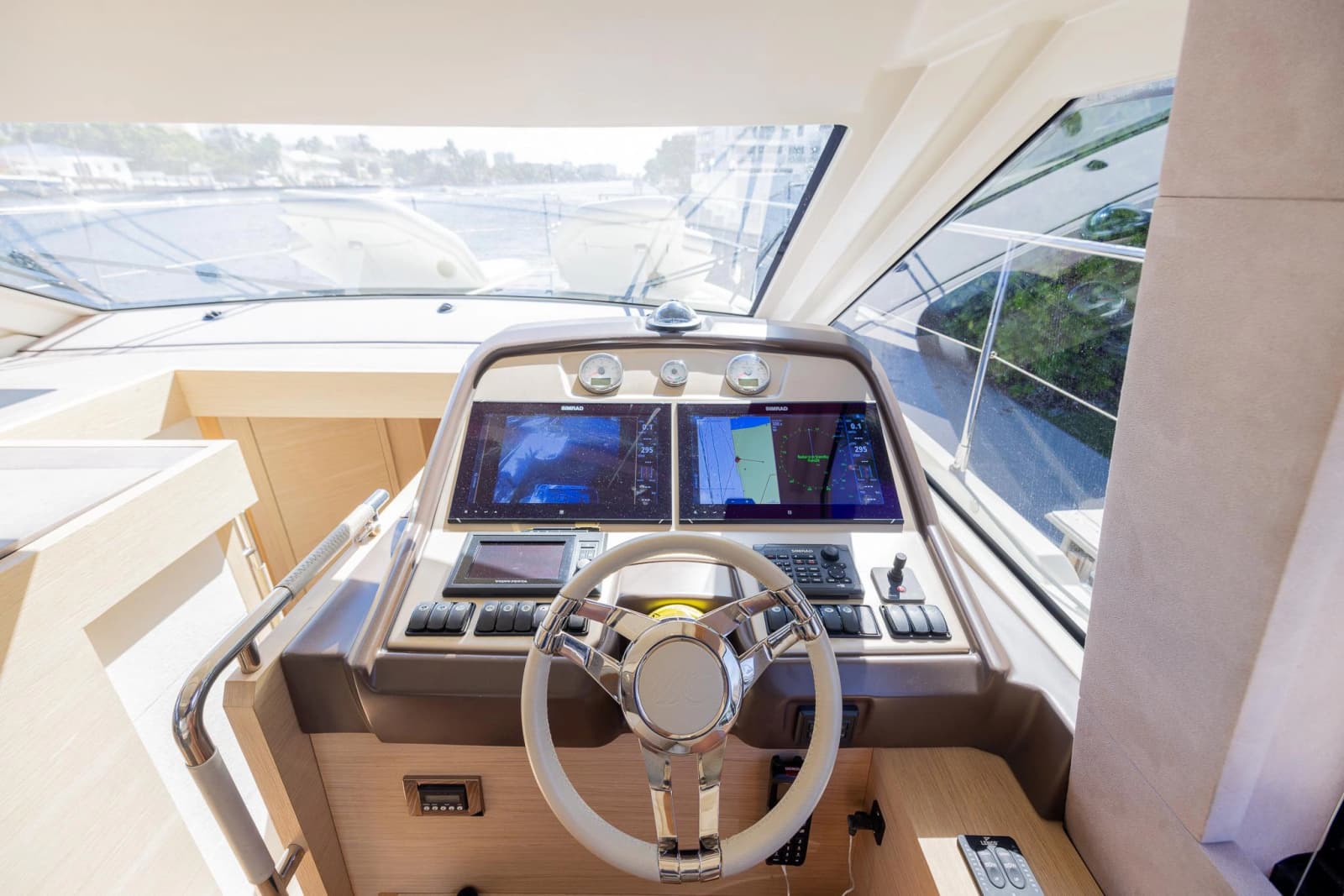 2016 Beneteau Monte Carlo 5 - Photo 21