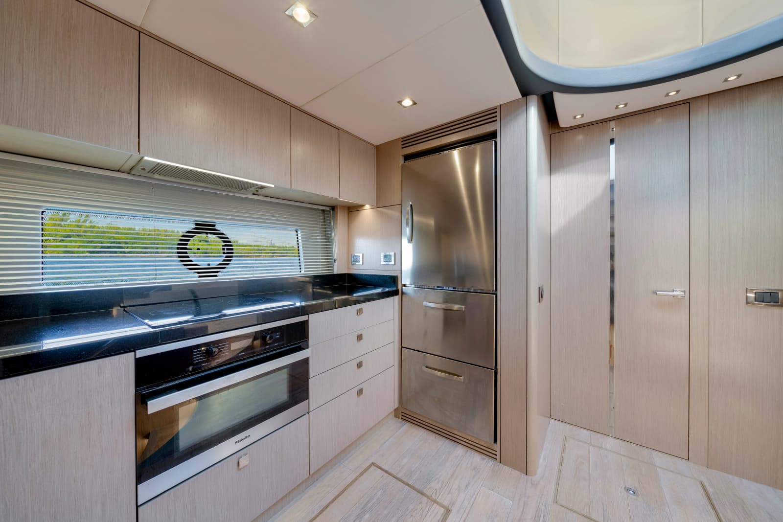 2018 Sunseeker Predator 68 - Photo 53